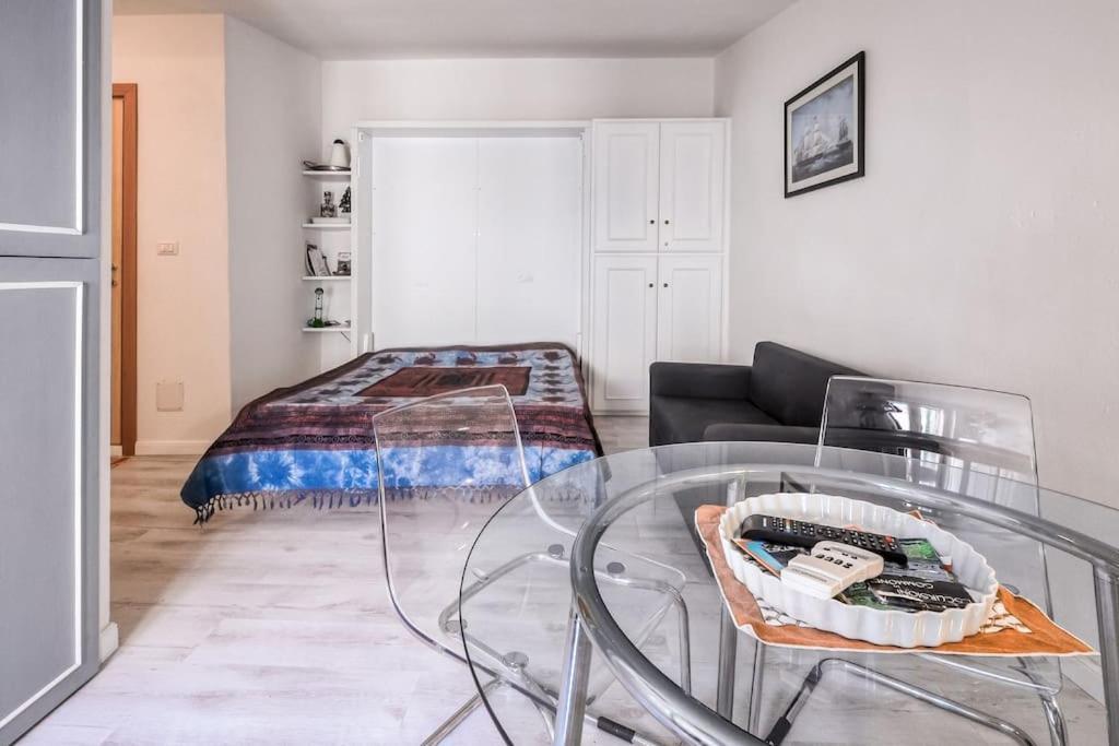 Lovely Studio In The Heart Of Альгеро Экстерьер фото